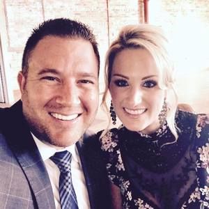 Meet your Posher, Derrek